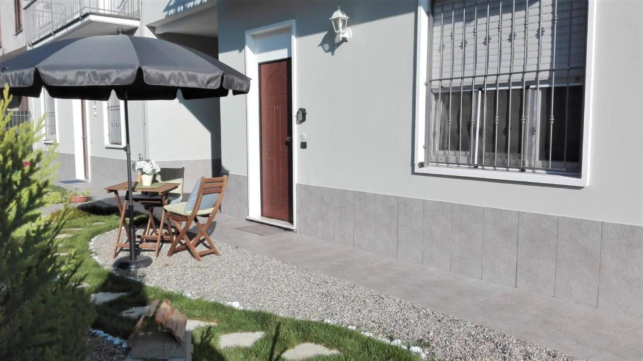 Cassano Magnago Jolie Maison מראה חיצוני תמונה