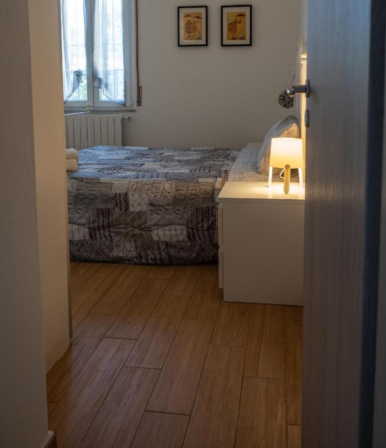 Cassano Magnago Jolie Maison מראה חיצוני תמונה
