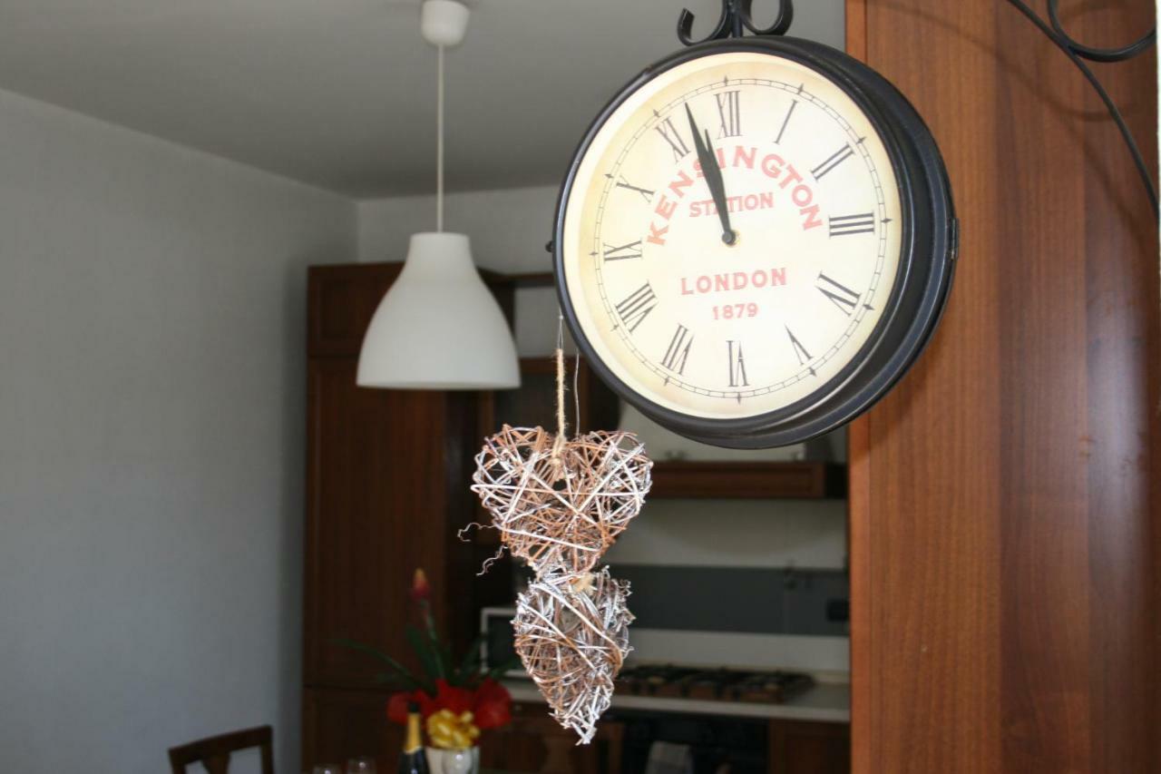 Cassano Magnago Jolie Maison מראה חיצוני תמונה